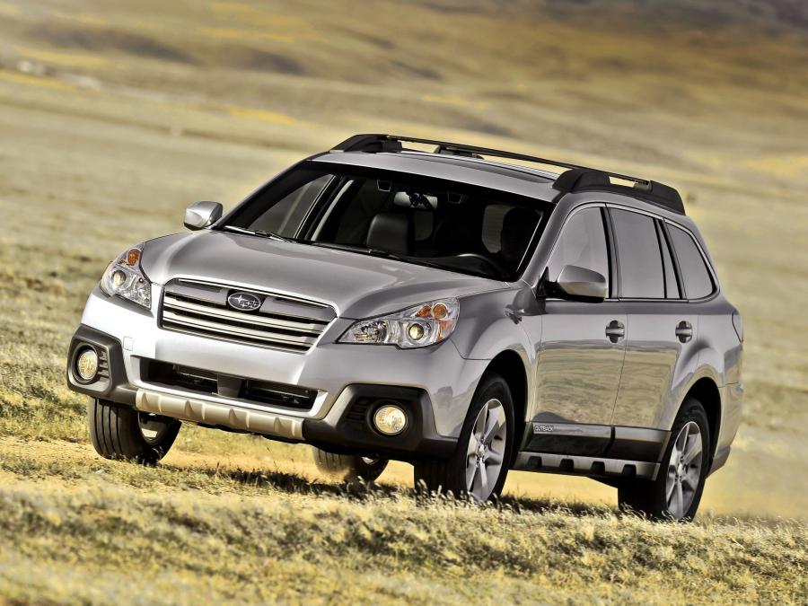  Subaru Outback 2.5i 2012 года  (US) (фото 16 из 20)